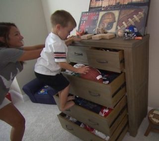 See InsideEdition.com IKEA drawers story.